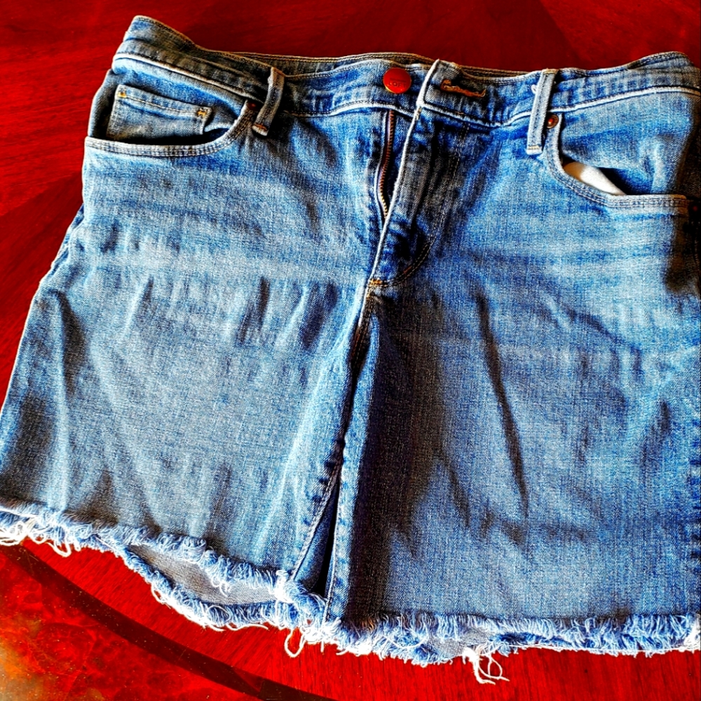 Ann Taylor Shorts Loft Sexy Denim Blue Jeans relaxed skinny 29/8